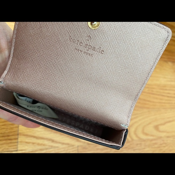 Kate Spade Laurel Way small cardholder/wallet - Picture 4 of 5